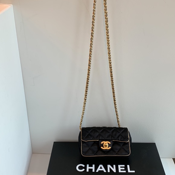 CHANEL Rare Mini Black Matte Gold Satin Leather Quilted Crossbody Vintage Bag🖤 - Picture 5 of 16